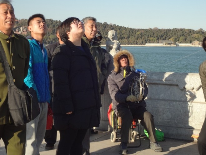 Now this is how to fly a kite