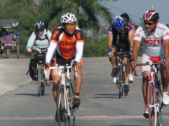 A group of Cuban cyclists who gave me encouragement riding up a long hill